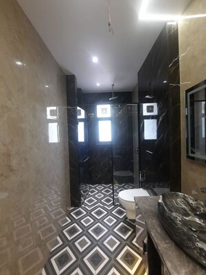 Attached Bathroom in 4 BHK Builder Floor at Mayfield Garden – for Sale