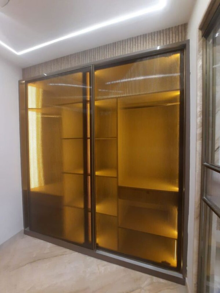 Room, mayfield garden 4 Bedroom 500 Sq.Yd. Builder Floor In Mayfield Garden Gurgaon 10724728
