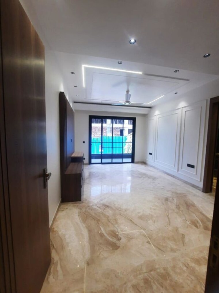Room, nirvana-courtyard 4 Bedroom 500 Sq.Yd. Builder Floor In Sector 50 Gurgaon 10724741