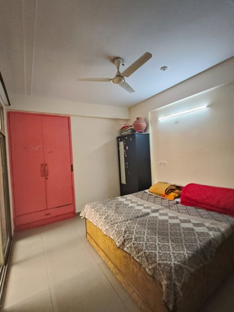 Bedroom, radha-housing-society 2 Bedroom 800 Sq.Ft. Apartment In Aundh Pune 10724808