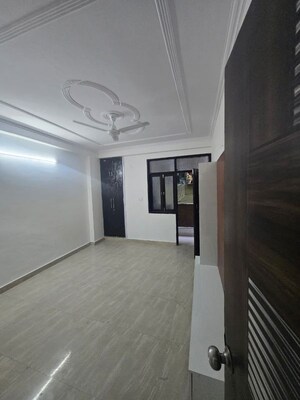 Room in 2 BHK Apartment at Green Home, Sector 73 – for Sale