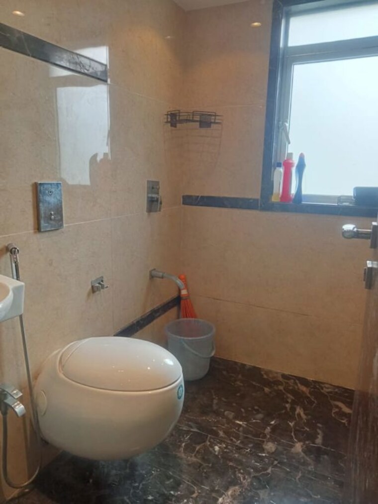 Bathroom, ap-kool-breeze 2 Bedroom 700 Sq.Ft. Apartment In Santacruz West Mumbai 10724828