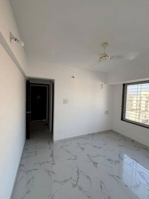 Room in 3 BHK Apartment at Dhanori – for Rent