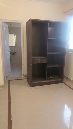 Bathroom in 3 BHK Apartment at Orchid Petals, Sector 49 – for Rent