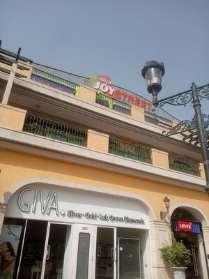  Shop For Sale in AIPL Joy Street, Sector 66