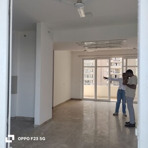 Room in 3.5 BHK Apartment at SS The Leaf, Sector 85 – for Rent