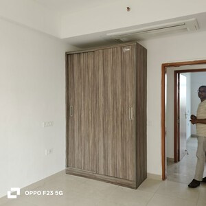 Room in 3.5 BHK Apartment at SS The Leaf, Sector 85 – for Rent