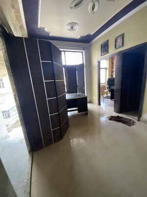 Furnished Amenities in 3 BHK Builder Floor at Bptp Park Floors I, Sector 77 – for Sale