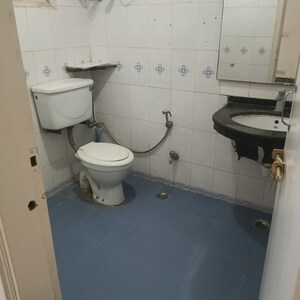 Bathroom in 3 BHK Apartment at Omaxe The Nile, Sector 49 – for Rent