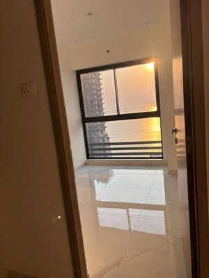 Room in 2 BHK Apartment at Prescon Midtown Bay, Mahim West – for Rent