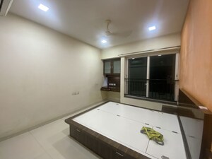 Furnished Amenities in 2 BHK Apartment at Rustomjee Urbania Azziano, Thane West – for Rent
