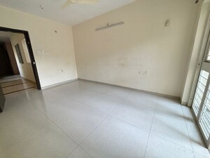 Room in 2 BHK Apartment at Rohan Leher, Baner – for Rent
