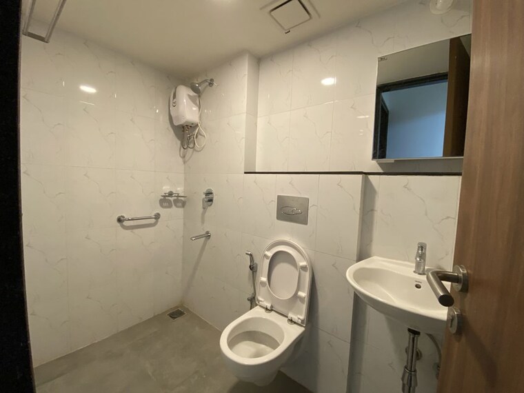Bathroom, lodha-amara 2 Bedroom 882 Sq.Ft. Apartment In Kolshet Road Thane 10724907
