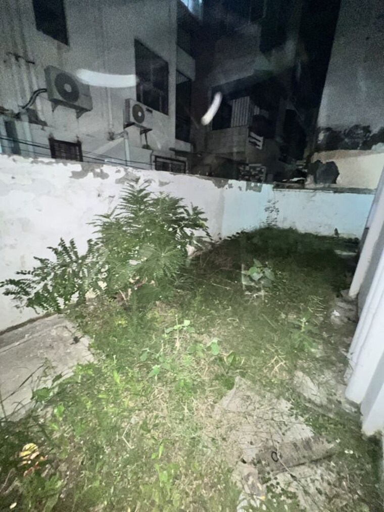 Balcony, bptp-park-elite-floors 3 Bedroom 1620 Sq.Ft. Builder Floor In Sector 85 Faridabad 10724918
