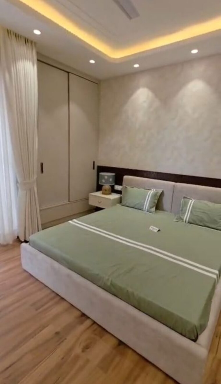Bedroom, bptp-amstoria 3 Bedroom 225 Sq.Yd. Builder Floor In Sector 102 Gurgaon 10724941