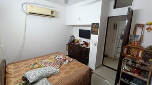 Bedroom in 1 BHK Builder Floor at Malviya Nagar – for Rent