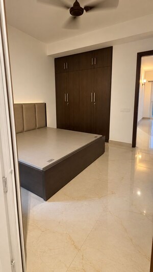 Bedroom in 2.5 BHK Apartment at Smart World Orchard, Sector 61 – for Sale