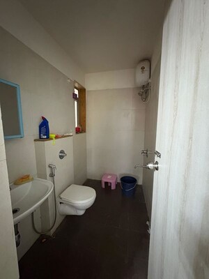 Bathroom in 1.5 BHK Apartment at Lodha Casa Bella, Dombivli East – for Rent