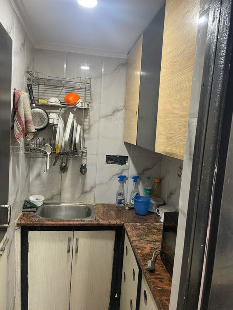 Kitchen, uttam nagar Commercial Office Space 150 Sq.Yd. In Uttam Nagar Delhi 10724991