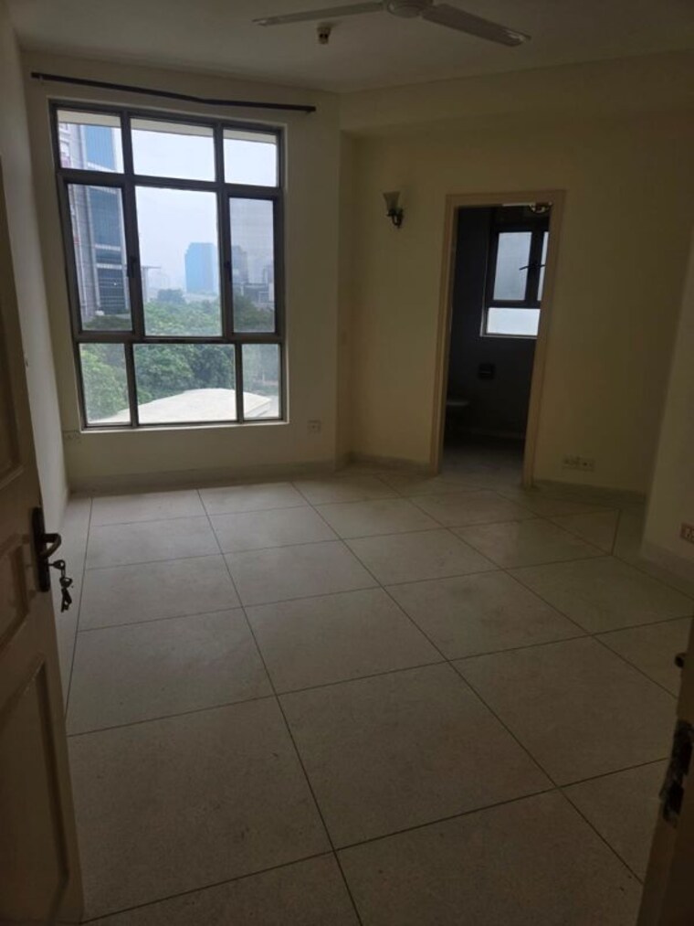 Room, unitech-south-city-ii 3 Bedroom 1600 Sq.Ft. Builder Floor In Sector 50 Gurgaon 10725002