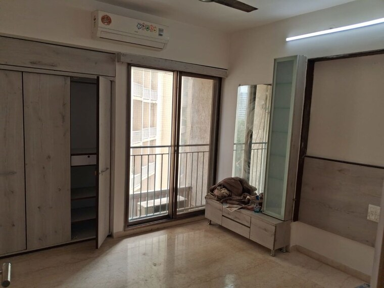 Room, andheri west 2 Bedroom 750 Sq.Ft. Apartment In Andheri West Mumbai 10725003
