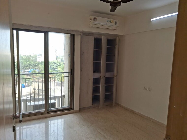 Room, andheri west 2 Bedroom 750 Sq.Ft. Apartment In Andheri West Mumbai 10725003