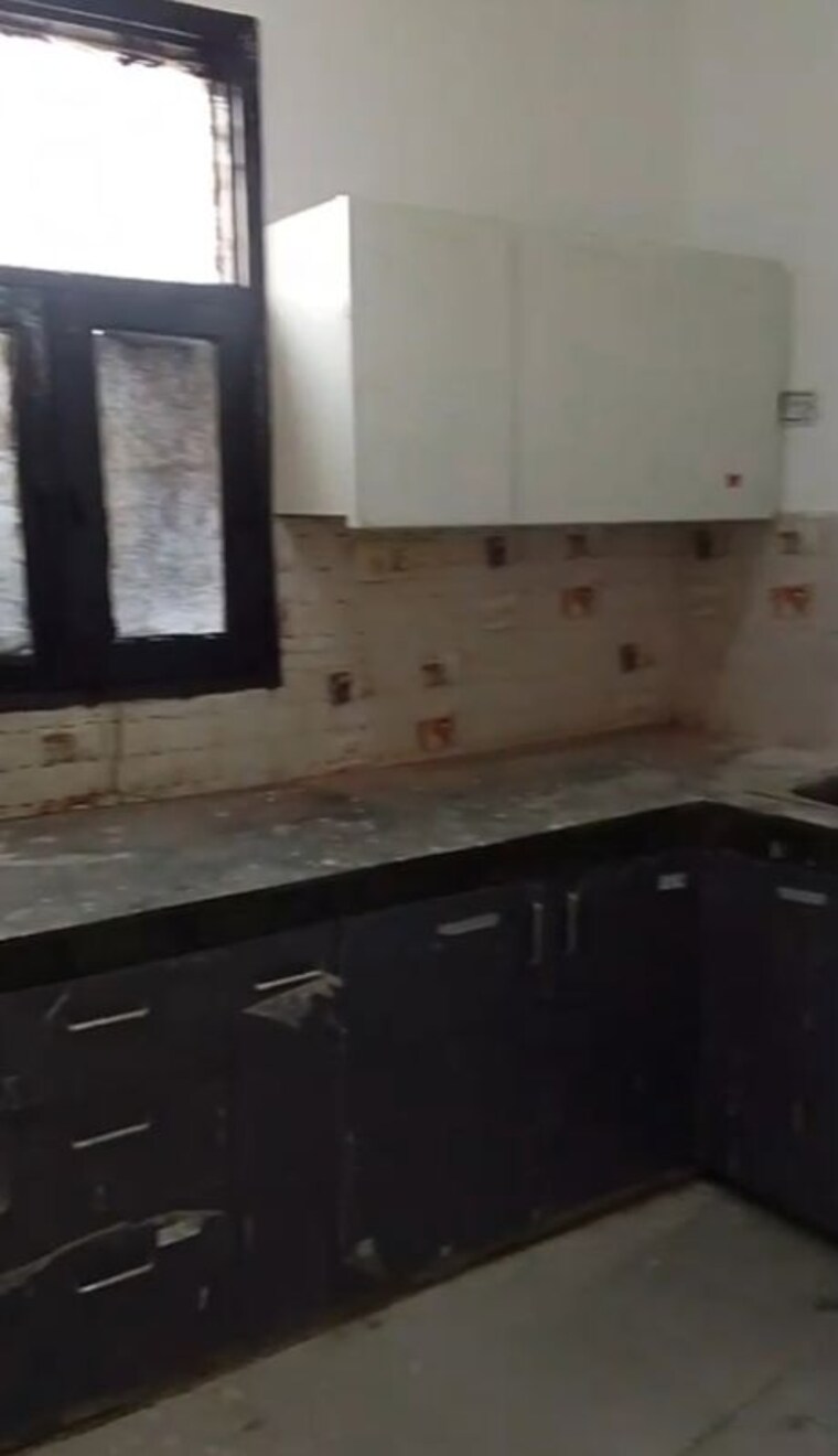 Kitchen, limra-height 2 Bedroom 1040 Sq.Ft. Apartment In Sector 73 Noida 10725011
