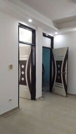 2 BHK +  1040 Sq.Ft. Apartment in Limra Height
