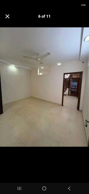 2 BHK Builder Floor For Rent in Kalkaji