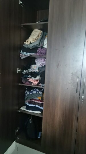 Furnished Amenities in 1 BHK Apartment at Kurla East – for Rent