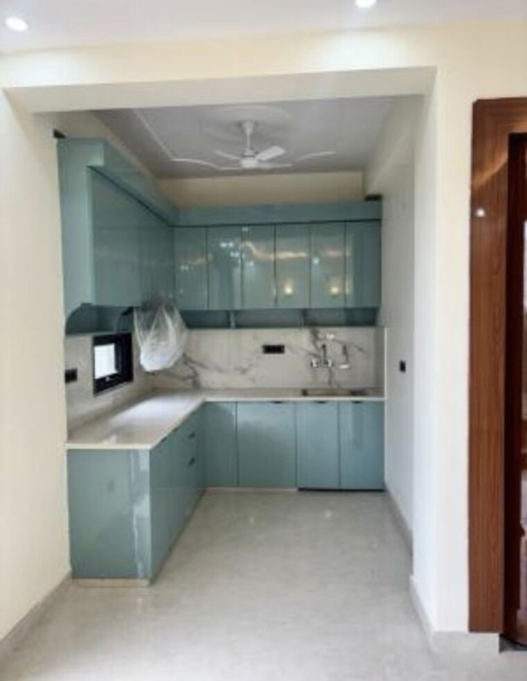 Kitchen, omicron iii greater noida 2 Bedroom 100 Sq.Mt. Independent House In Omicron Iii Greater Noida Greater Noida 10725036