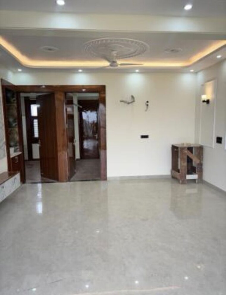 Living Room, omicron iii greater noida 2 Bedroom 100 Sq.Mt. Independent House In Omicron Iii Greater Noida Greater Noida 10725036