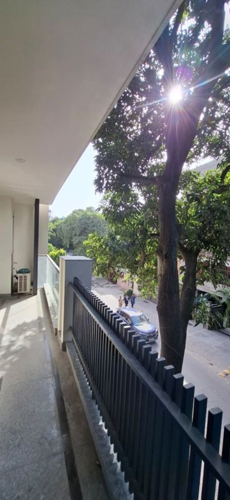 Balcony, south extension ii 3 Bedroom 200 Sq.Ft. Builder Floor In South Extension ii Delhi 10725018