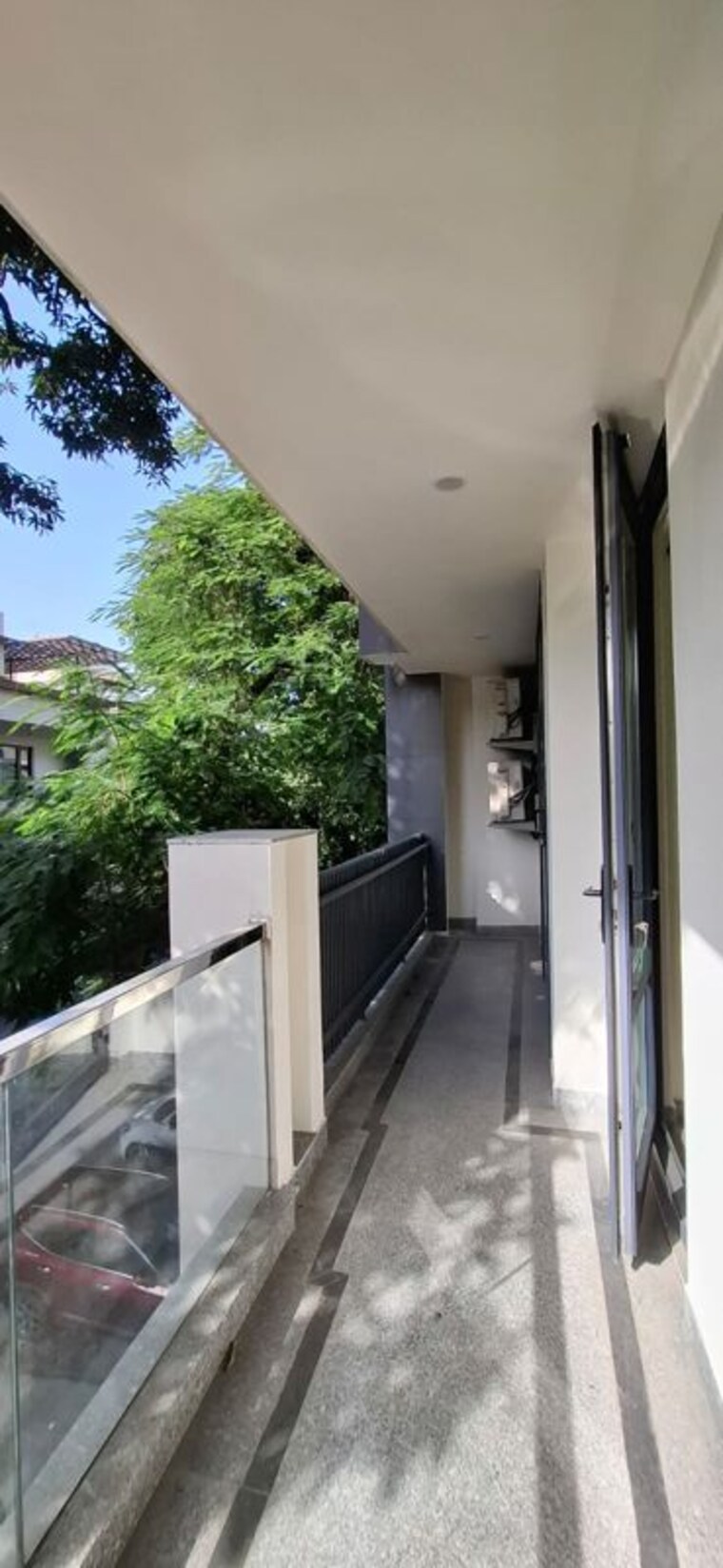 Balcony, south extension ii 3 Bedroom 200 Sq.Ft. Builder Floor In South Extension ii Delhi 10725018