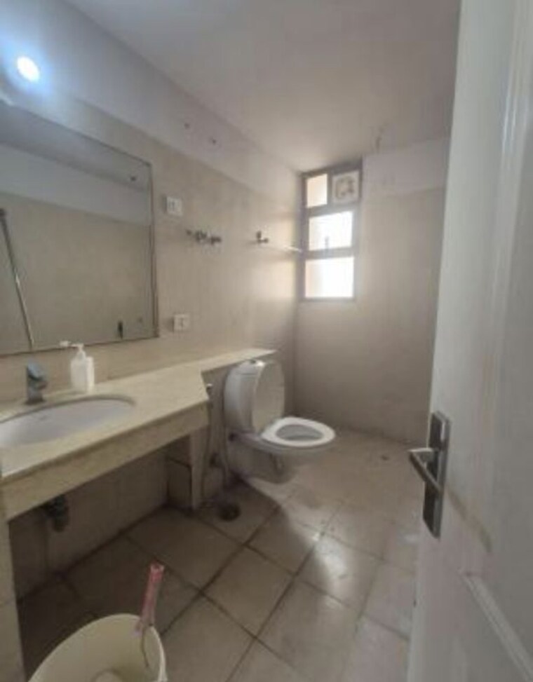 Bathroom, eldeco-mystic-greens 3 Bedroom 1731 Sq.Ft. Apartment In Omicron I Greater Noida Greater Noida 10725052