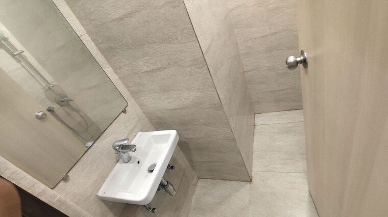 Bathroom, uk-iridium 1 Bedroom 410 Sq.Ft. Apartment In Kandivali East Mumbai 10725063