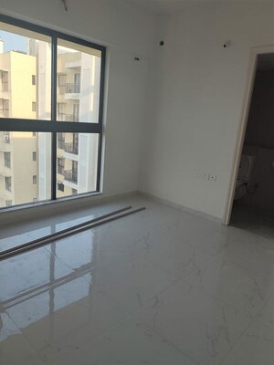 Room in 1 BHK Apartment at Runwal Gardens, Dombivli East – for Sale