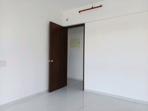 Room in 4 BHK Apartment at Mantra Mirari, Koregaon Park – for Rent