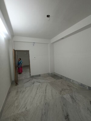 Room in 3 BHK Apartment at North Dumdum – for Sale