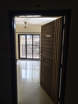 2 BHK Apartment For Rent in Jagdale Velvet, Vartak Nagar