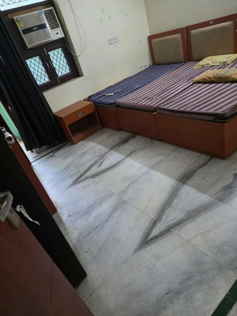 Bedroom, new palam vihar 2 Bedroom 1000 Sq.Ft. Builder Floor In New Palam Vihar Gurgaon 10725184