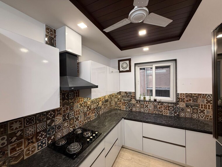 Kitchen, kalkaji 3 Bedroom 200 Sq.Yd. Builder Floor In Kalkaji Delhi 10725191