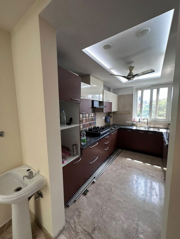 Kitchen, sarvodaya enclave 3 Bedroom 213 Sq.Ft. Builder Floor In Sarvodaya Enclave Delhi 10725193