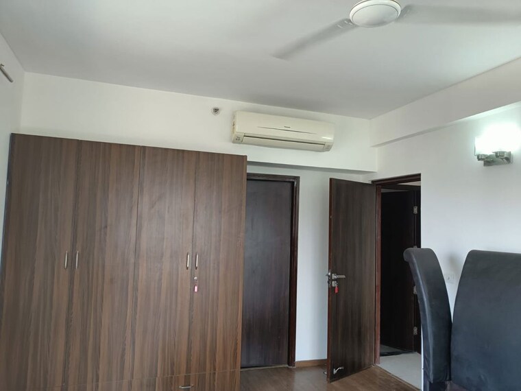 undefined, m3m-escala 3.5 Bedroom 2150 Sq.Ft. Apartment In Sector 70a Gurgaon 10725205