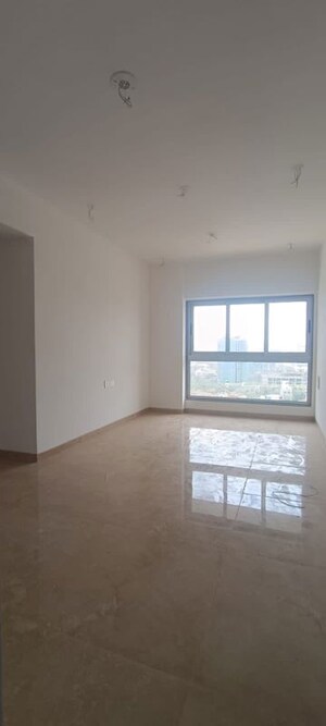 Room in 2 BHK Apartment at Acme 36 Allure, Goregaon West – for Sale