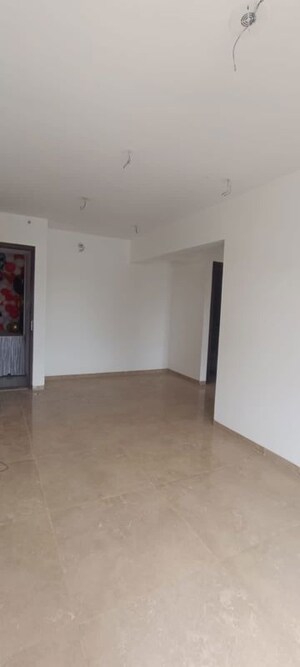 Room in 2 BHK Apartment at Acme 36 Allure, Goregaon West – for Sale