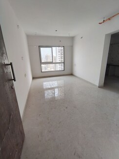 2 BHK Apartment For Rent in Shreeji Plaza