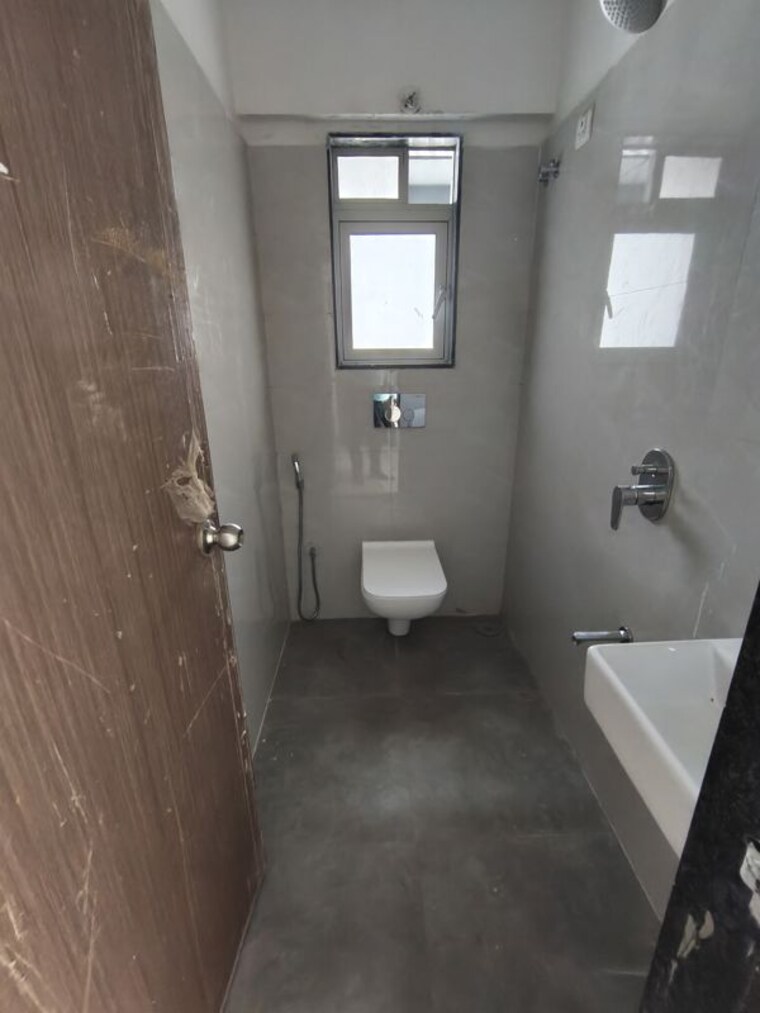 Bathroom, shreeji-plaza 2 Bedroom 950 Sq.Ft. Apartment In Malad West Mumbai 10725219
