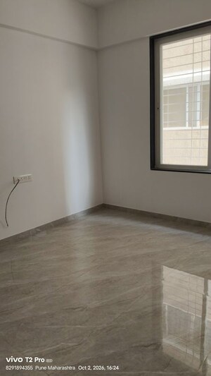 Room in 2 BHK Apartment at Prathamesh Vihar Anand Nagar, Anand Nagar – for Rent