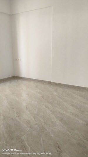 Room in 2 BHK Apartment at Prathamesh Vihar Anand Nagar, Anand Nagar – for Rent